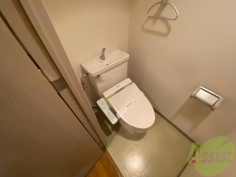 トイレ　ウォシュレット付きトイレなので安心してお使い頂けます。