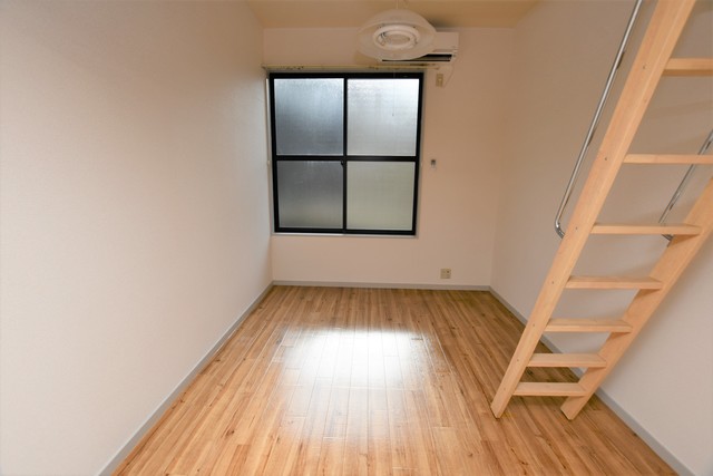 居室・リビング　洋室