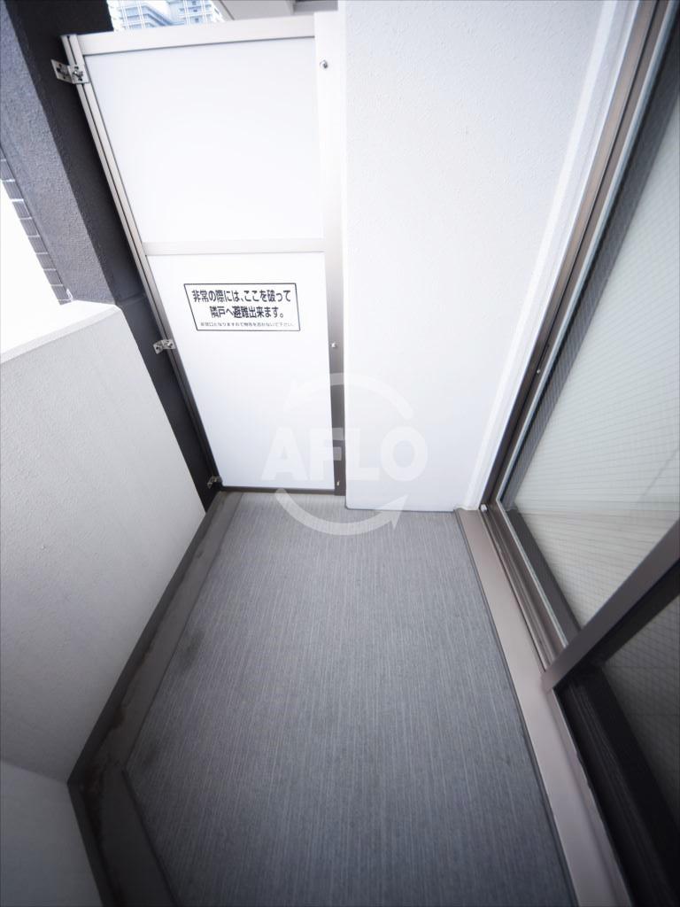 バルコニー　ジュネーゼグラン難波ミラージュ　バルコニー