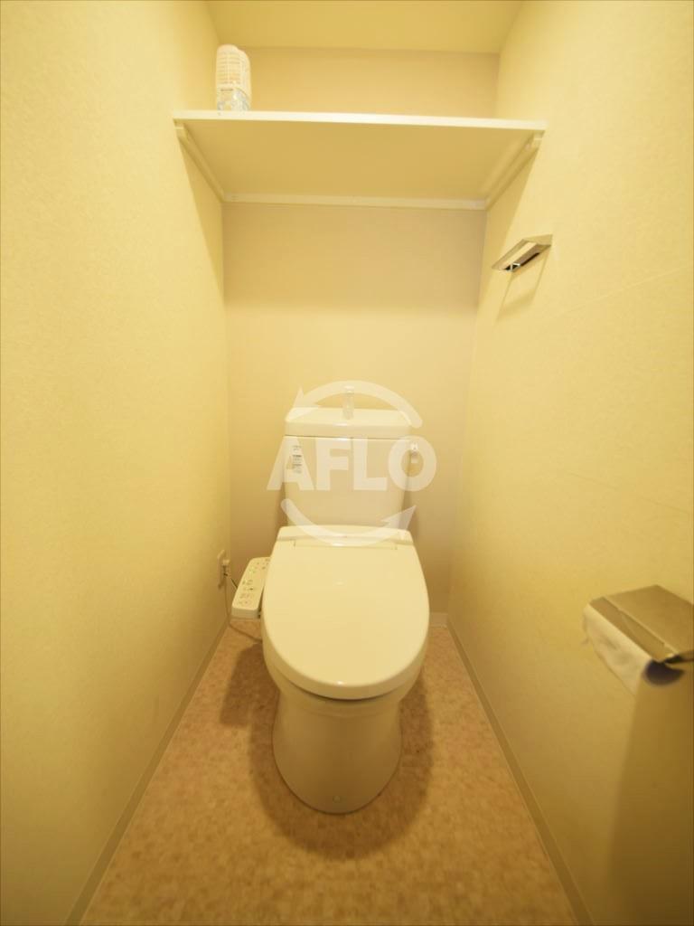 トイレ　ジュネーゼグラン難波ミラージュ　トイレ