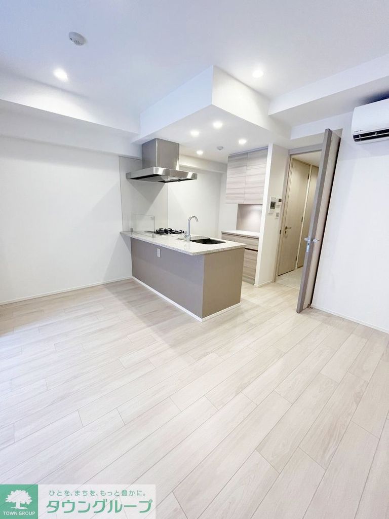 居室・リビング　※同じ間取りの別のお部屋の写真です