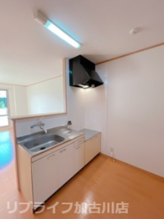 キッチン　写真は2階　参考