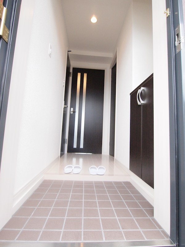 玄関　玄関収納あり