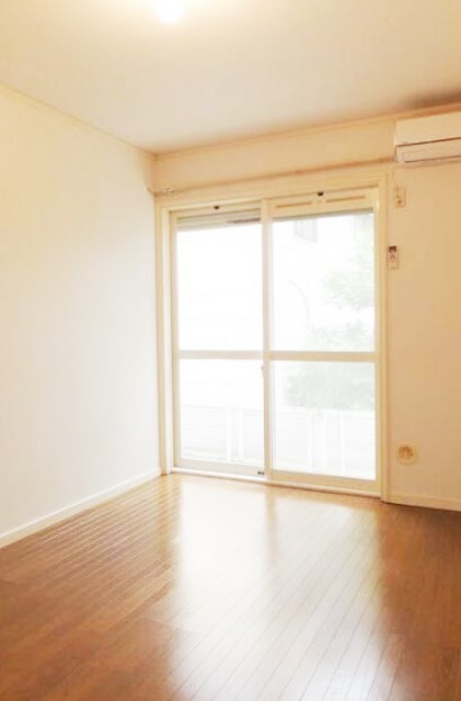 居室・リビング　別部屋同仕様タイプ