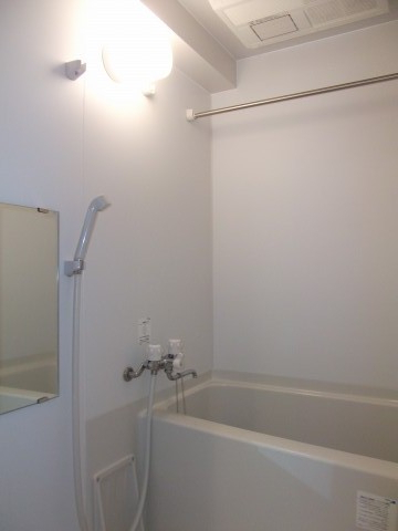 バス・シャワールーム　バスルーム