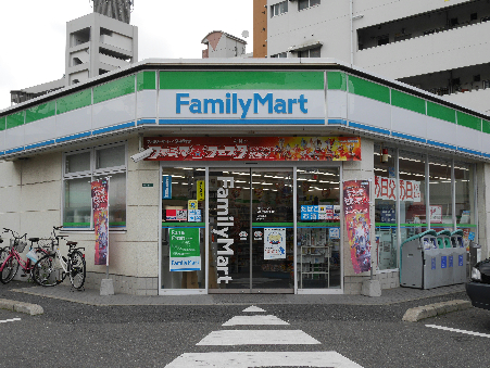 コンビニ　【ファミリーマート小倉城野駅北店】（コンビニ）まで65m