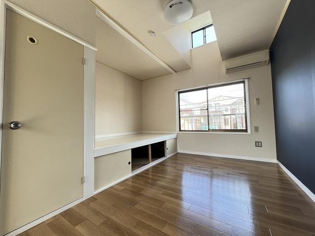 居室・リビング　洋室（103）