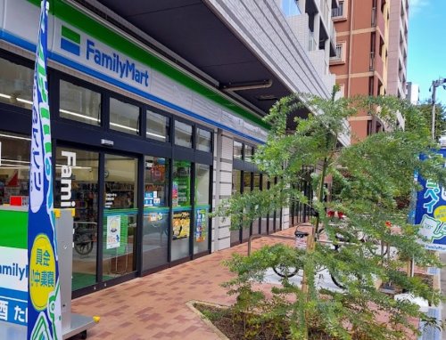 コンビニ　ファミリーマート 天満同心店（コンビニ）まで291m