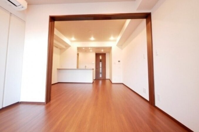 居室・リビング　※別部屋参考写真です