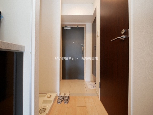 玄関　図面と現状が異なる場合は現状優先となります。