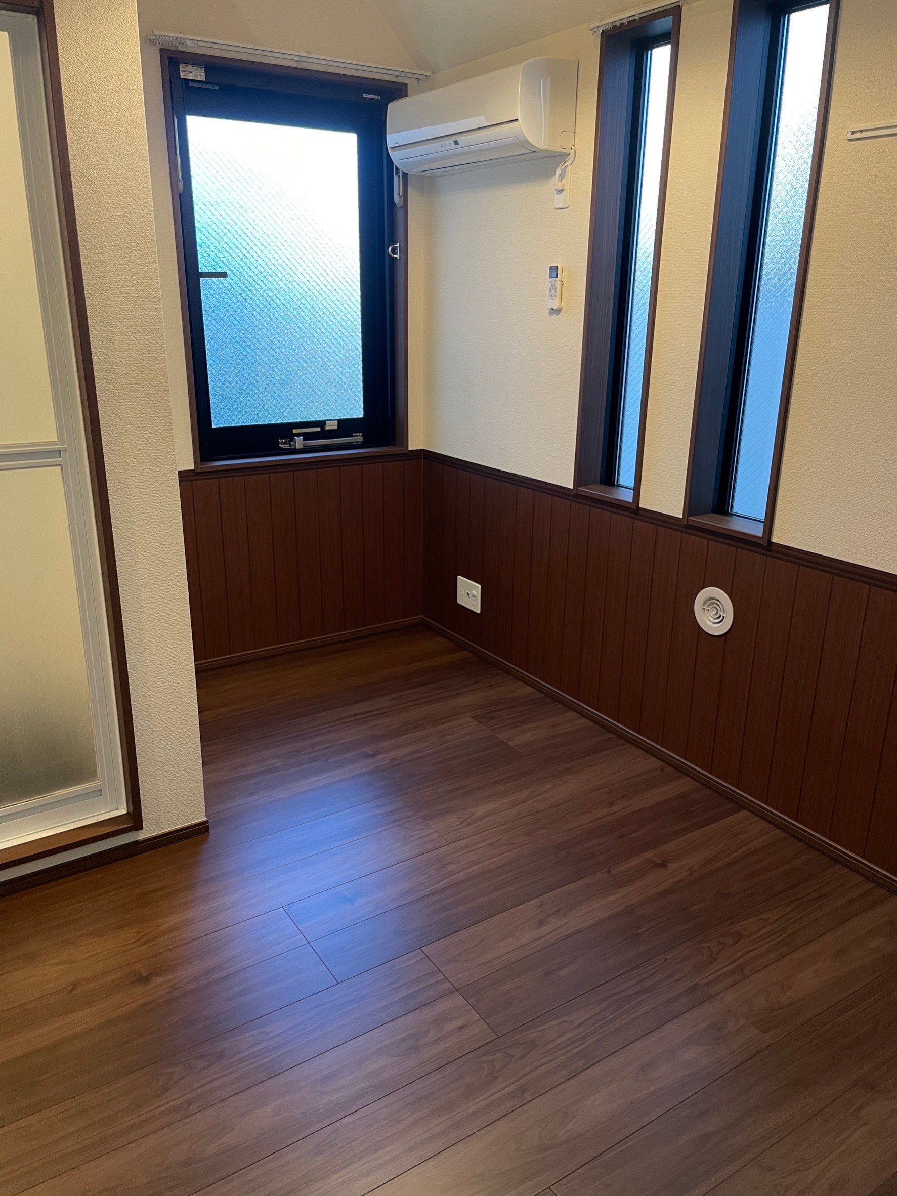 居室・リビング　同仕様