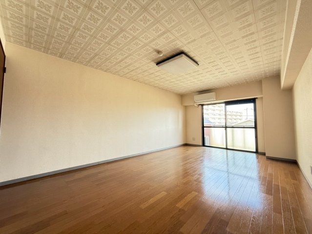 居室・リビング　使いやすい居間です