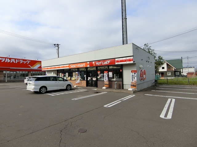 コンビニ　セイコーマート恵庭柏木店（コンビニ）まで277m