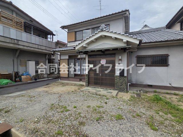 庭　お庭で自由な時間を過ごせます