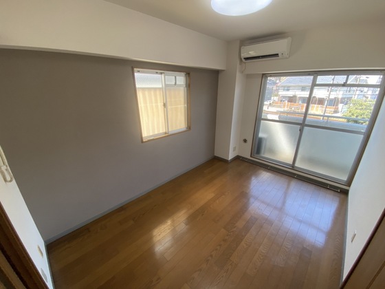 居室・リビング　※別部屋の写真です