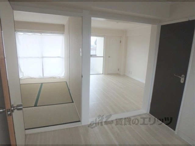 居室・リビング　居室