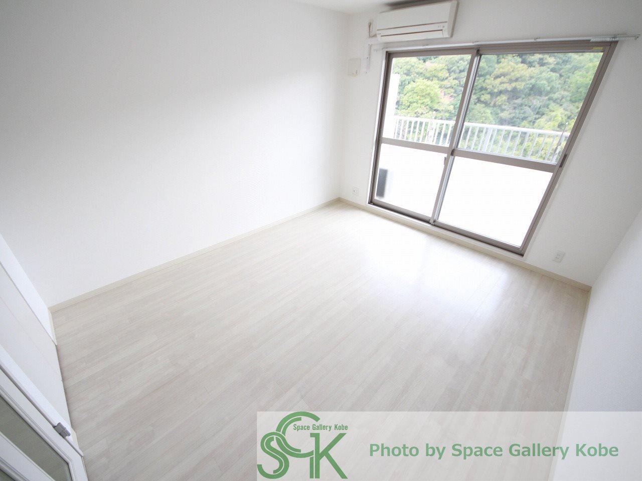 居室・リビング　※お部屋によって仕様・色味が異なる場合があります