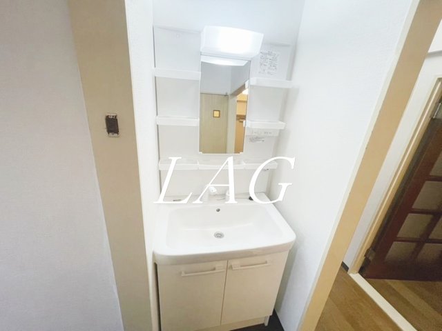 洗面設備　洗面台です。