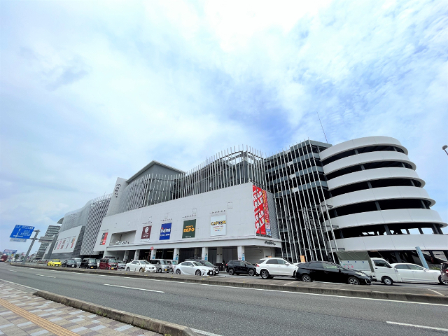 スーパー　フードウェイＭＡＲＫ　ＩＳ静岡店（スーパー）まで926m