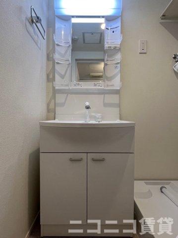 洗面設備　別号室イメージの為、現状を優先致します。