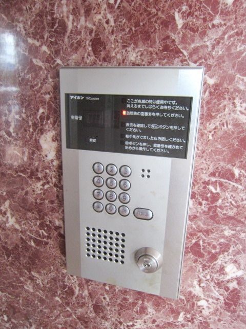 エントランス　★オートロック付きでセキュリティ安心★