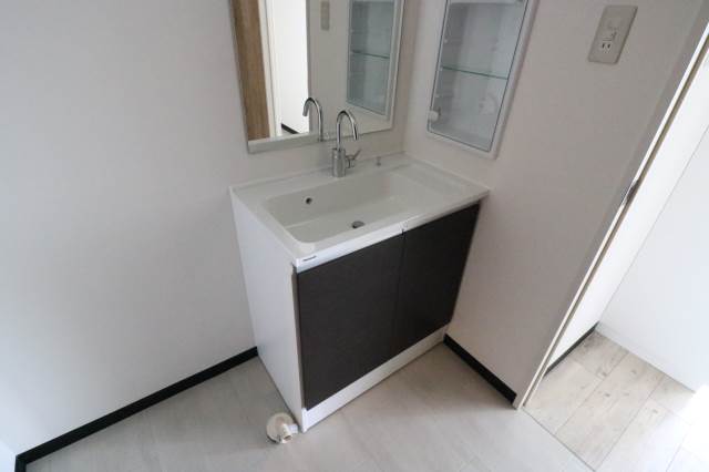 洗面設備　☆洗髪も出来る洗面所☆