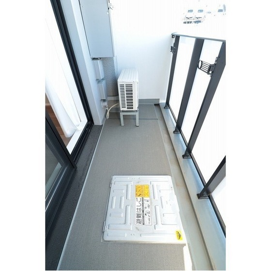 バルコニー　バルコニー