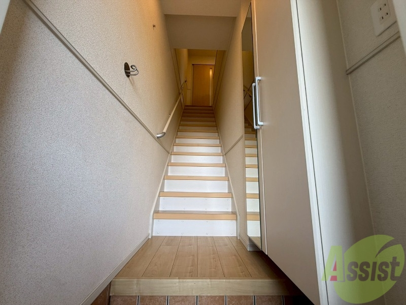 玄関　玄関からの風景です。広々としていいですね。