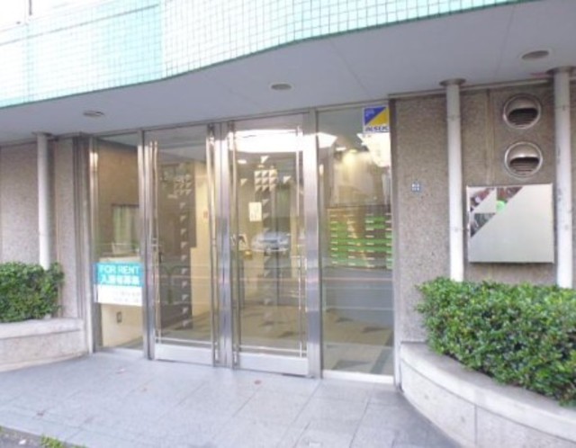 エントランス　アプローチ