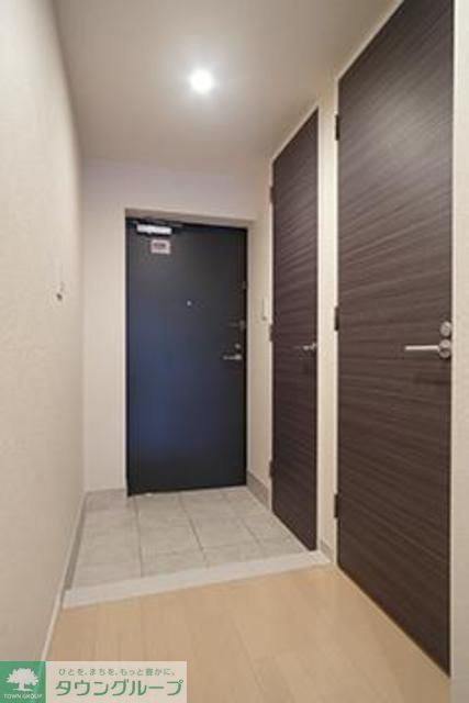 玄関　※写真は同タイプ住戸です。