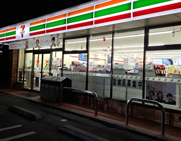 コンビニ　セブンイレブン川口芝小谷場店（コンビニ）まで239m