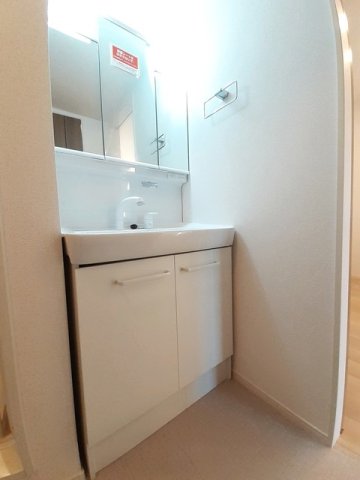 洗面設備　忙しい朝には欠かせない洗面所です