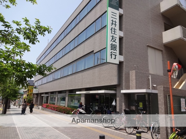 銀行　（株）三井住友銀行／新石切支店（銀行）まで375m
