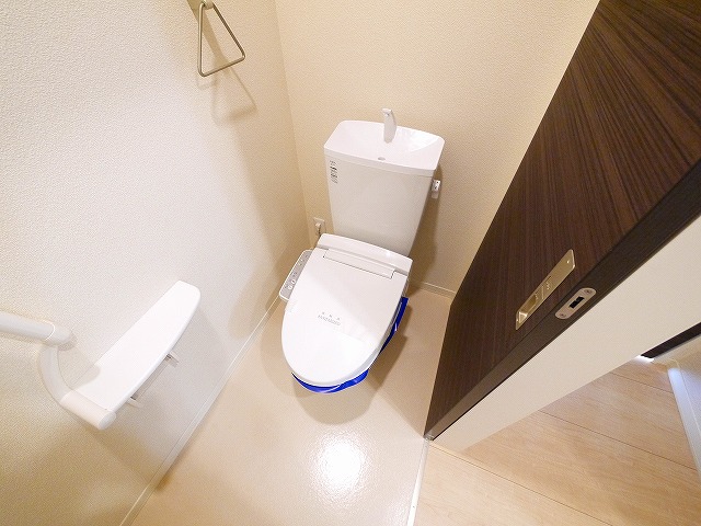 トイレ　清潔感のあるトイレです