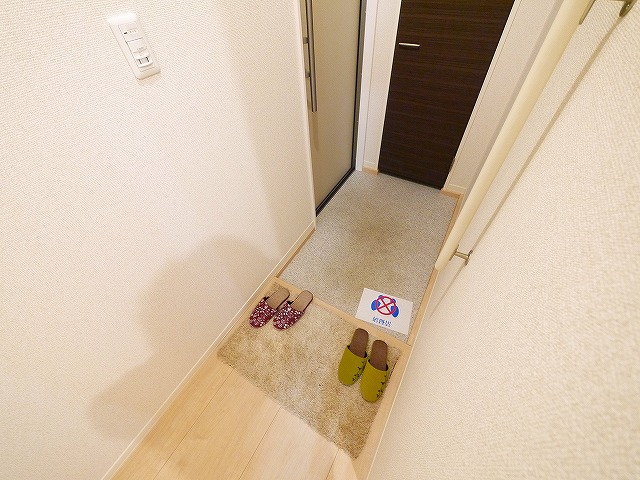 玄関　落ち着いた玄関です