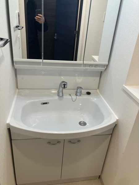 洗面設備　同じシリーズの部屋写真となります。