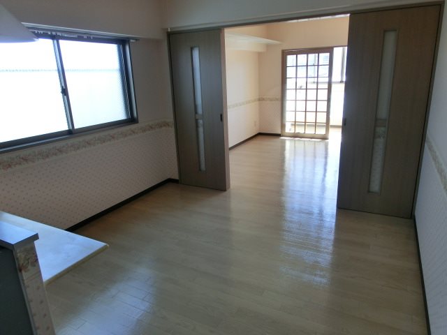 居室・リビング　（イメージ）