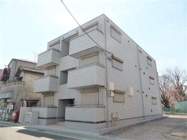 建物外観　★軽量鉄骨造３階建て！外観です★