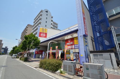 レンタルビデオ　ゲオ東淀川店（レンタルビデオ）まで999m