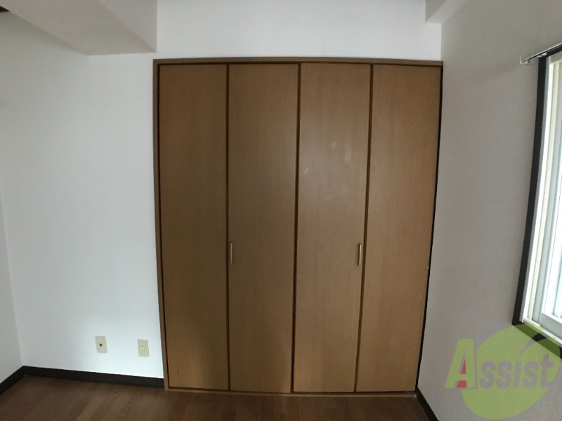 収納　洋室のクローゼット。広さは十分そうです。