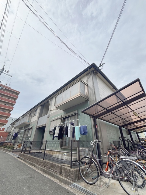 エントランス　お洒落な外観・素敵な新生活をエンジョイしましょう＾＾