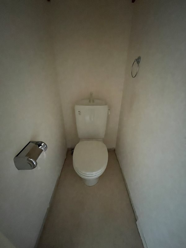 トイレ　号室参考写真