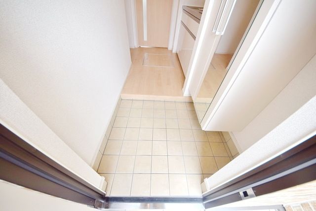 玄関　別号室参考写真