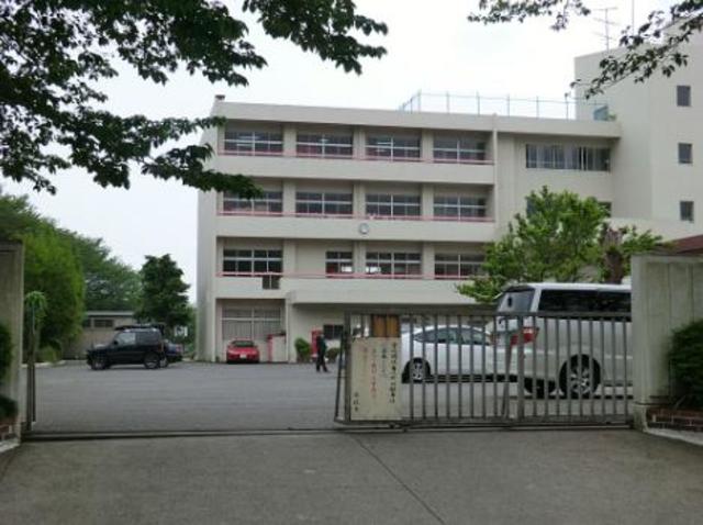 小学校　秦野市立末広小学校（小学校）まで715m