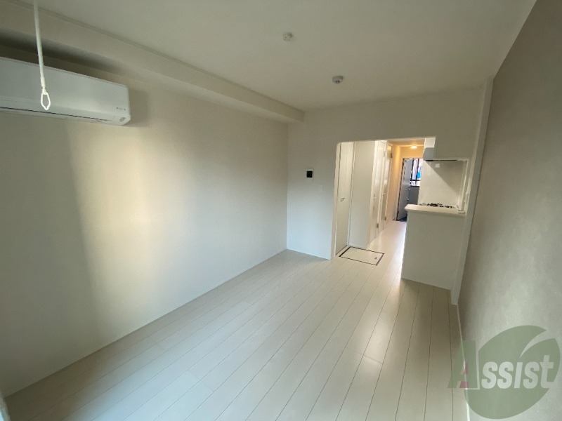 その他部屋・スペース　寝室はリビングと一緒のお部屋になります。