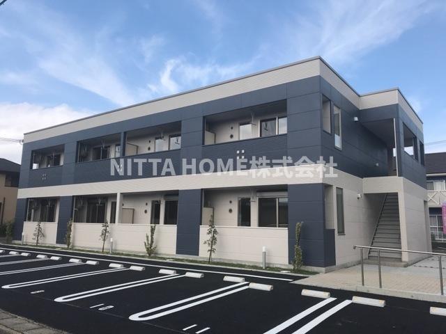 建物外観　駐車場＆インターネット無料で光ネクスト隼を導入◎エアコン２台