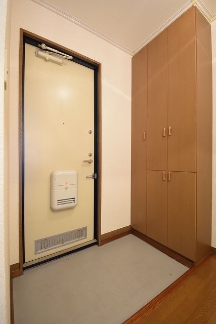 玄関　★お問い合わせはタウンハウジングまで★