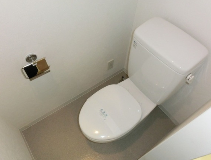 トイレ　別部屋の画像を使用しております。