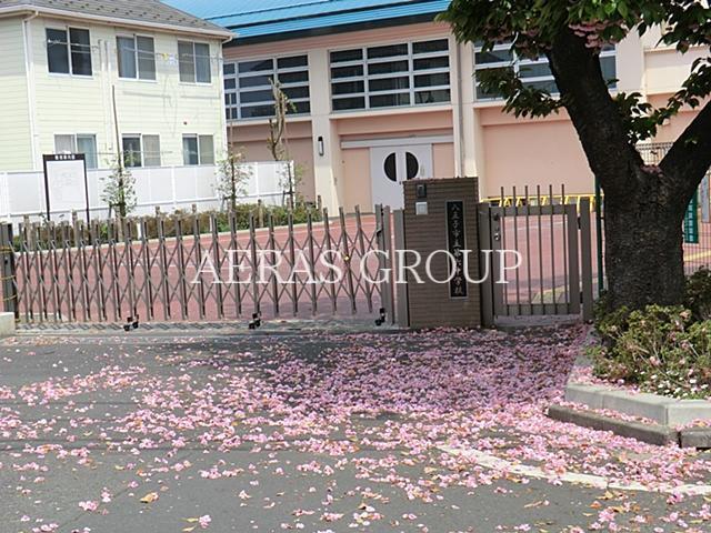 中学校　八王子市立第六中学校（中学校）まで721m