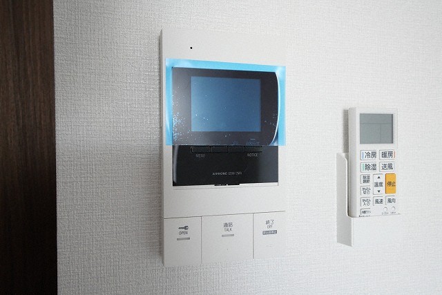 セキュリティ　モニター付きインターホンです